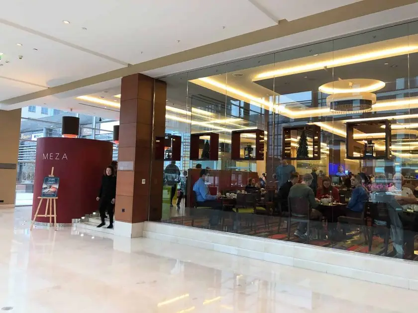 hilton warsaw meza restaurant