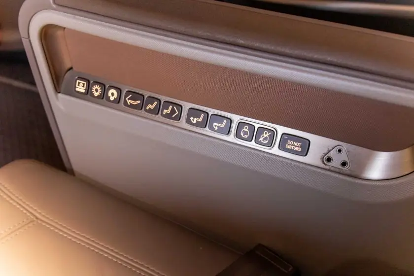 Singapore Airlines A350 Business Class Sitzeinstellungen