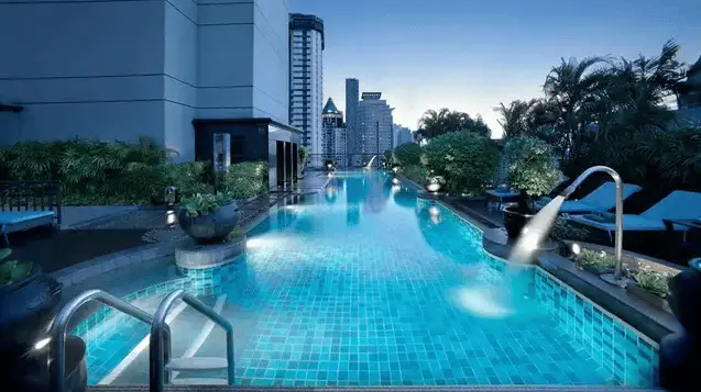 Banyan Tree Bangkok Public Pool