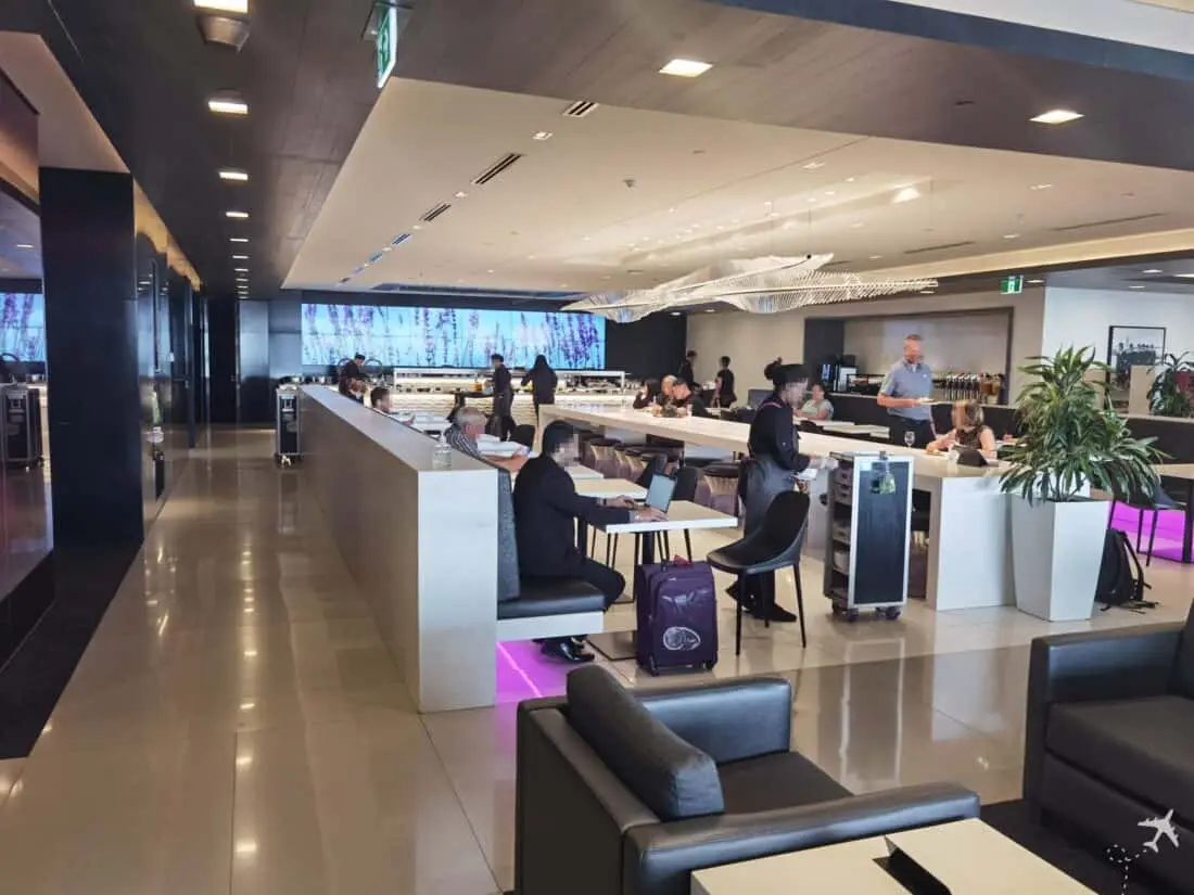 Air NZ Lounge AKL verpixelt