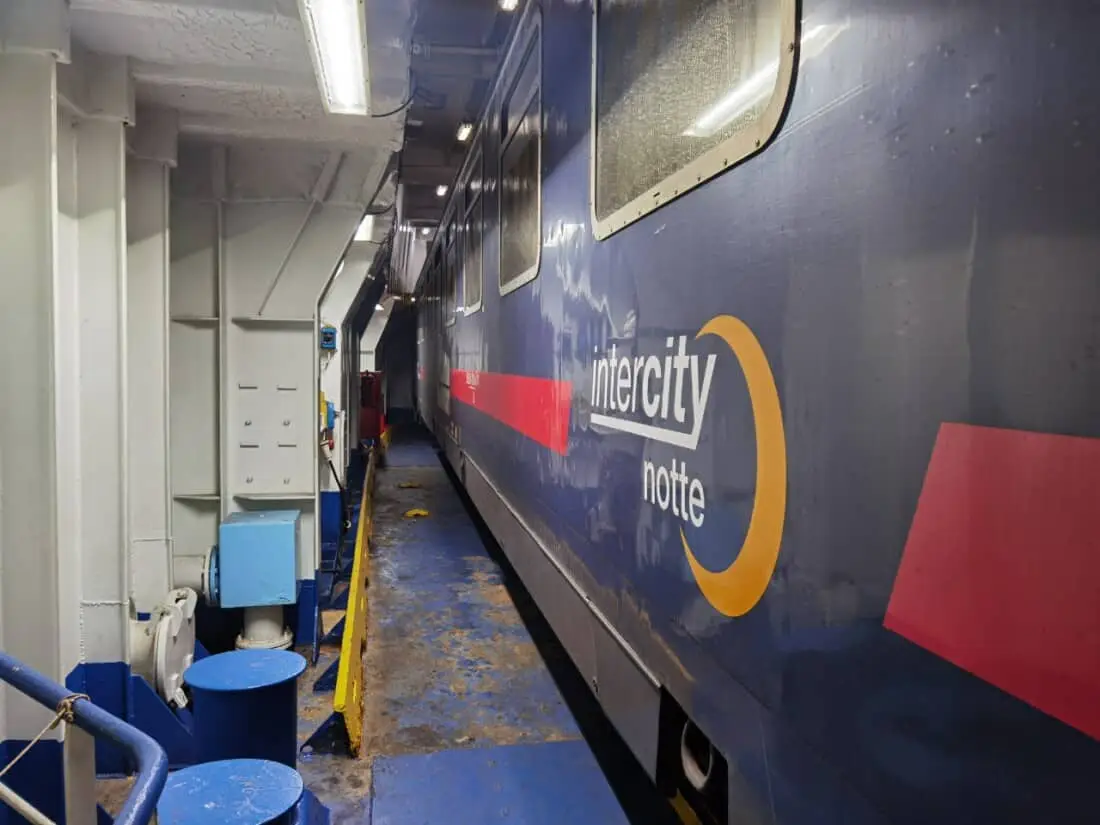 Intercity Notte Faehre