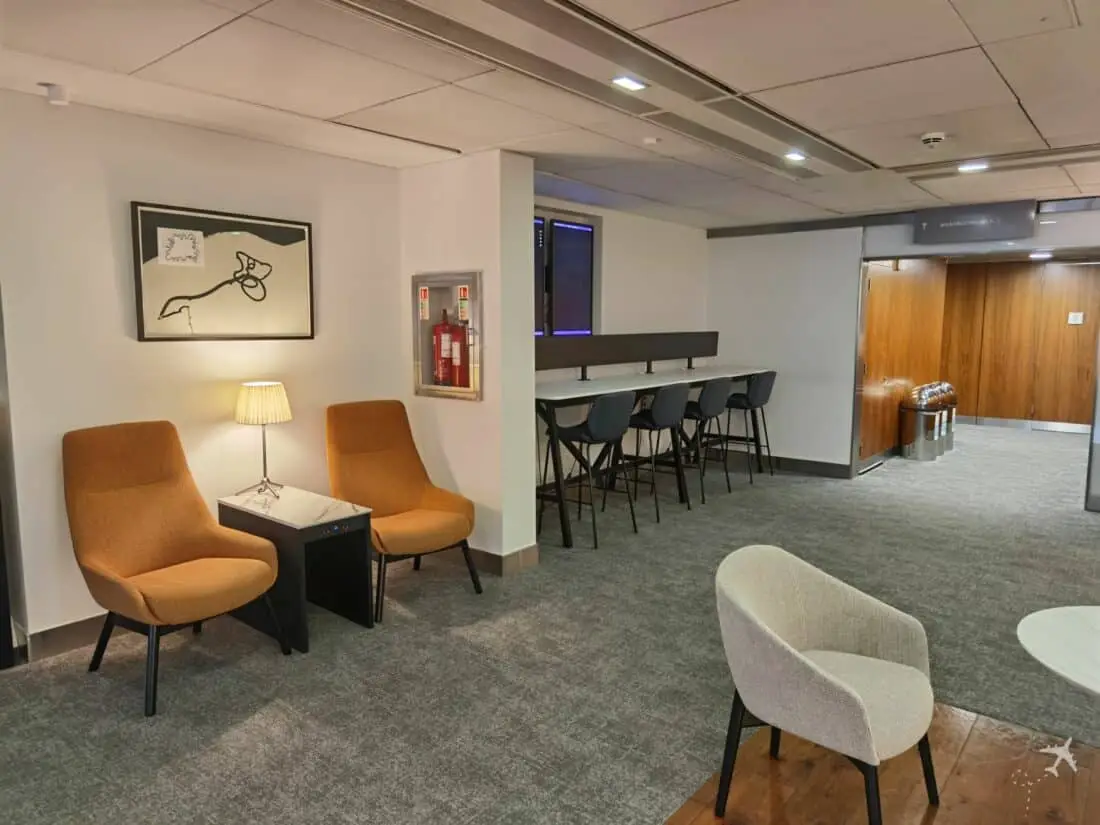 BA F Lounge LHR T3 Sitze