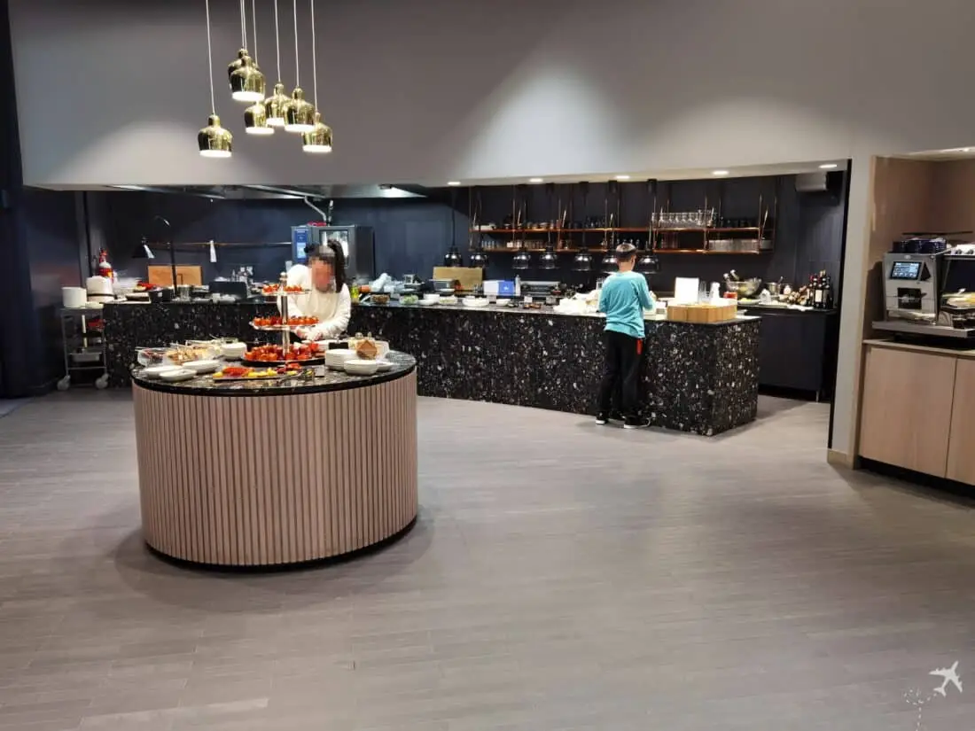 Finnair Platinum Wing Buffet Uebersicht