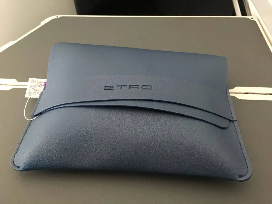 AeroMexico Business Class 789 Amenity Kit