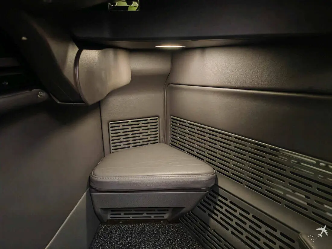 CX Aria Suite 777 Fussraum