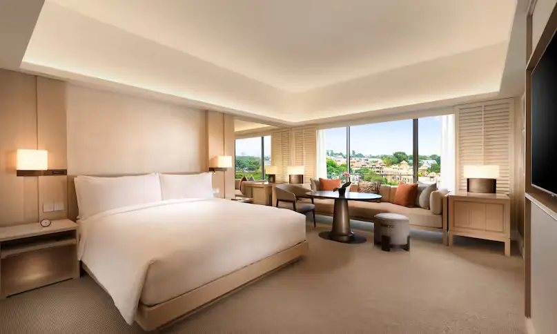 Conrad Singapore Orchard kingdeluxehr 01 jpg