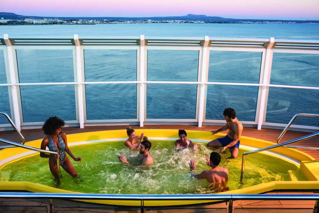 Costa Diadema Whirlpool