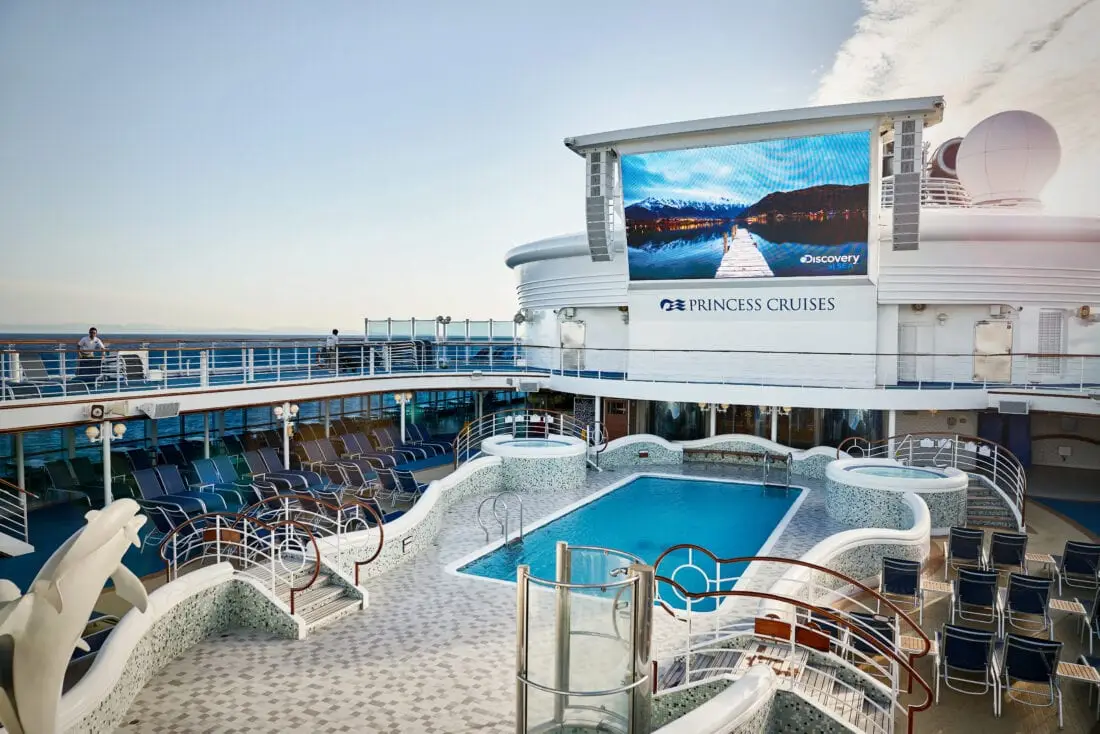 DI 2019 0919 Pool Deck Architectural CAM A DSC01067 RGB TB