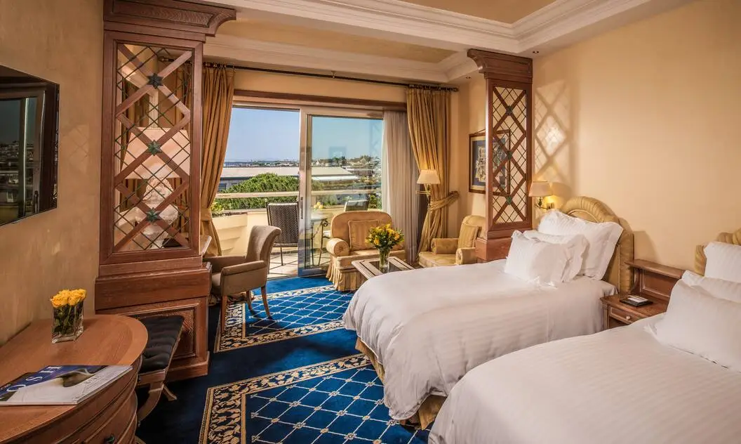waldorf astoria rome cavalieri twin imperial2