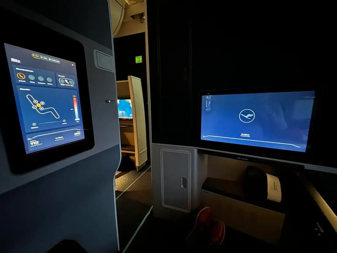 Lufthansa Allegris Business Suite 8K Nacht