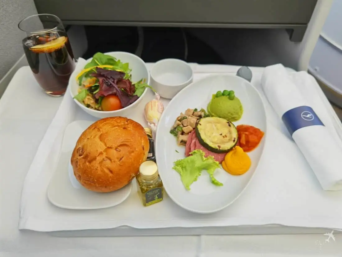 LH Biz MUC YYZ Vorspeise