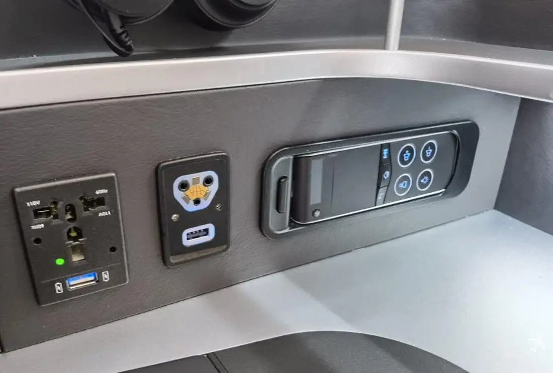 SAS Business Class LAX CPH Steckdosen 1