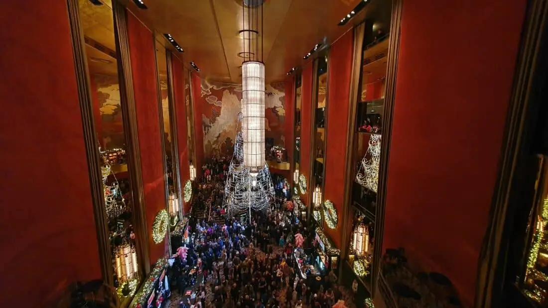 New York Radio City Hall Atrium