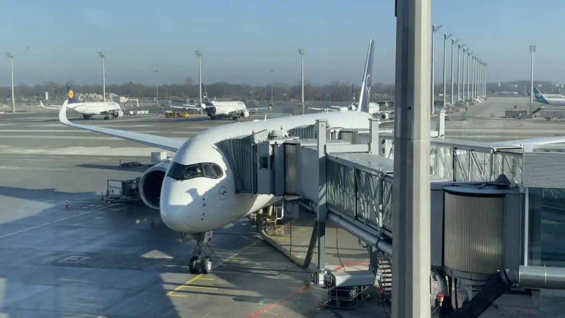 D-AIXW (Lufthansa Allegris Airbus A350-900)