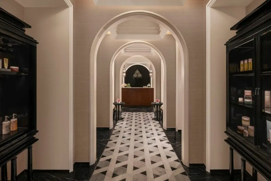 Ritz Carlton Bangkok spa reception 17261 Classic Hor