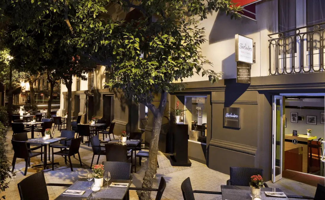 Hotel Colon Seville Outside Dining