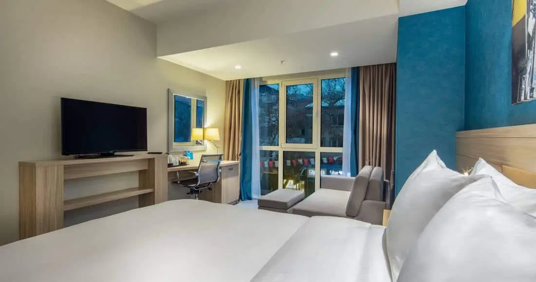 queen room hilton kahraman