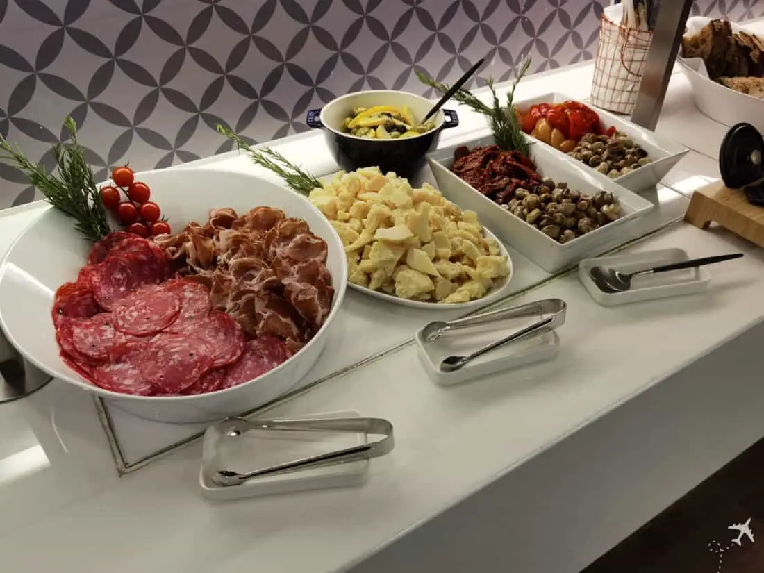 Lufthansa Senator Cafe Tapas 1