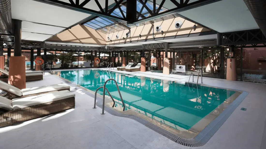 DoubleTree Islantilla Indoor pool