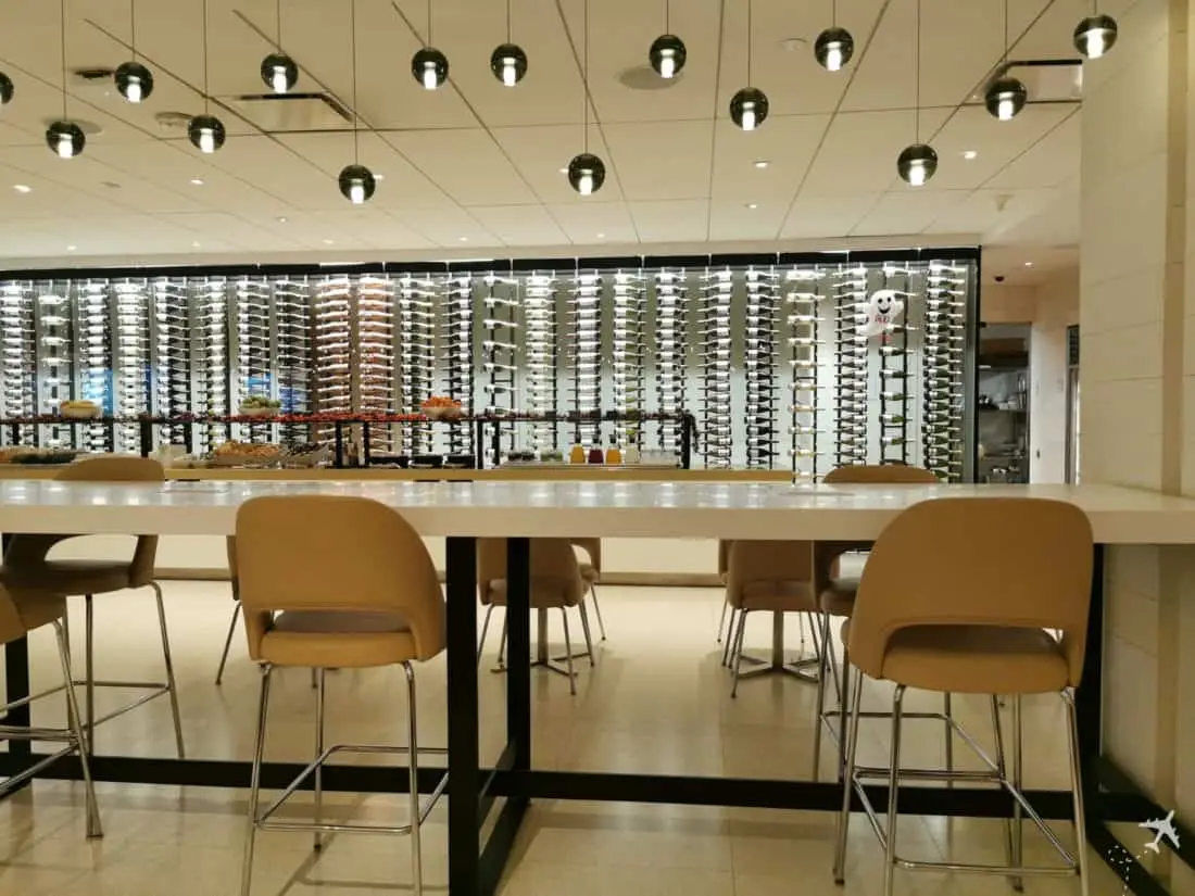 Star Alliance Lounge LAX Hocker