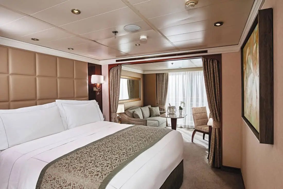 Seven Seas Navigator - Penthouse Suite
