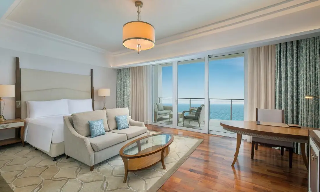 Waldorf Astoria Dubai Palm Jumeira king deluxe skyline sea view