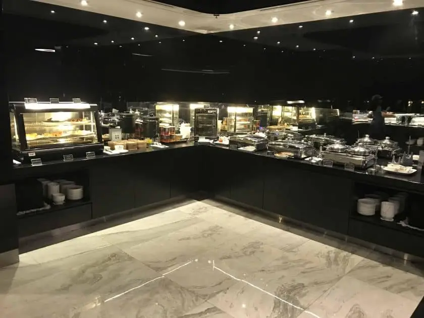 Bewertung EgyptAir Business Class A330 BKK CAI EVA Lounge BKK 3