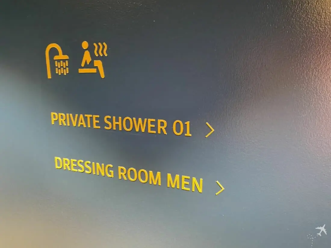 Finnair Platinum Wing Dressing Room Duschen