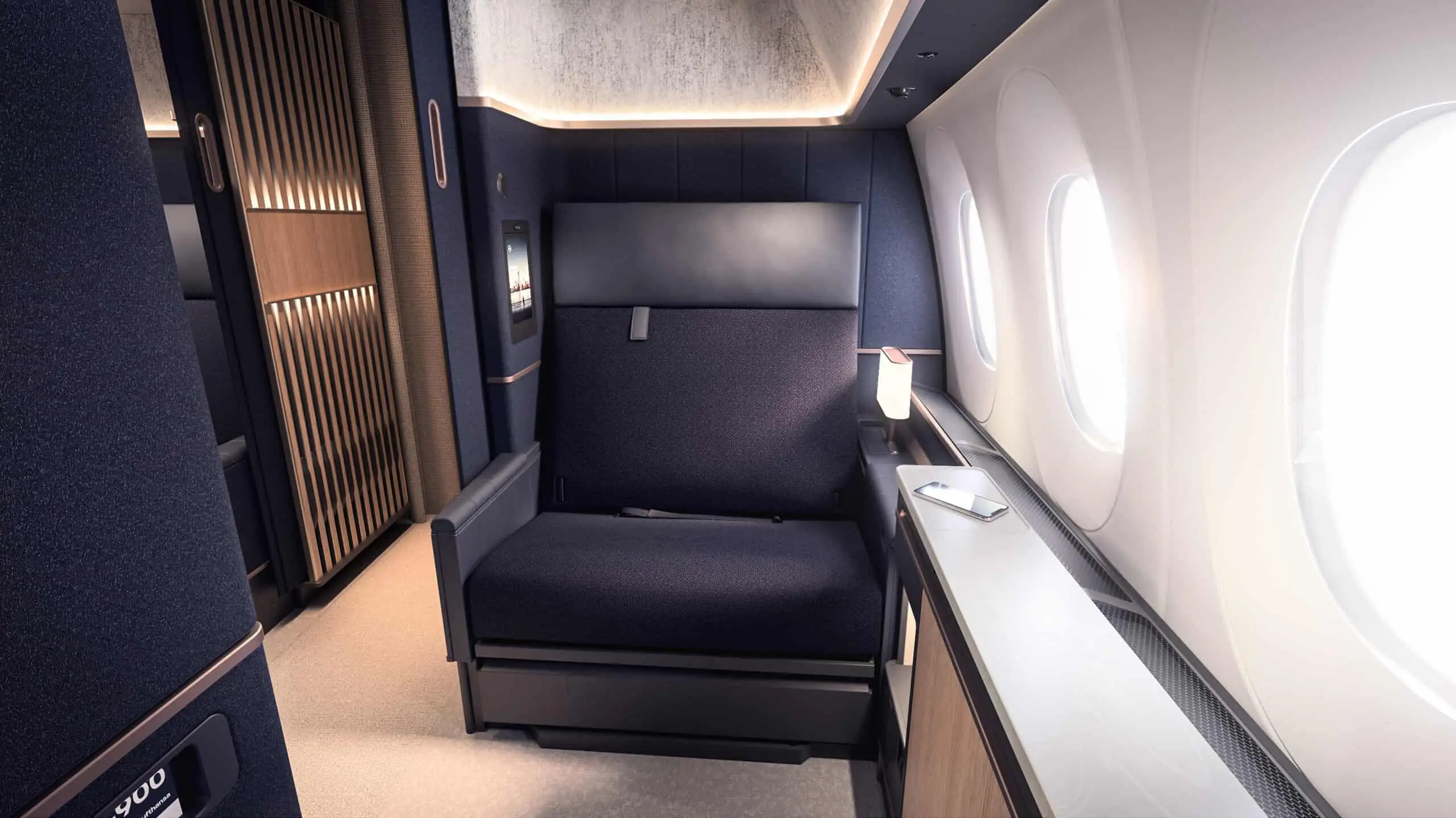 Lufthansa First Class neu 2