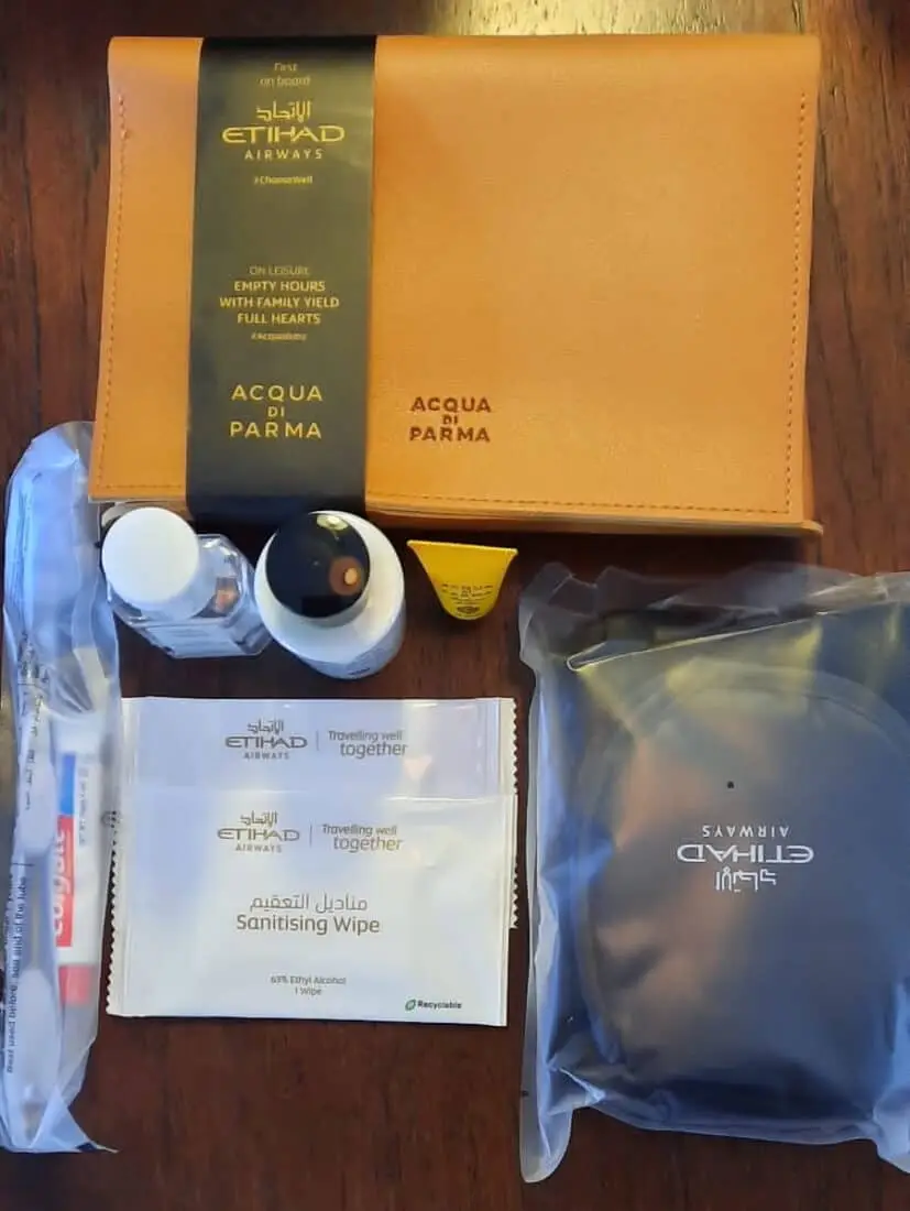 Etihad Amenity Kit Inhalt 1