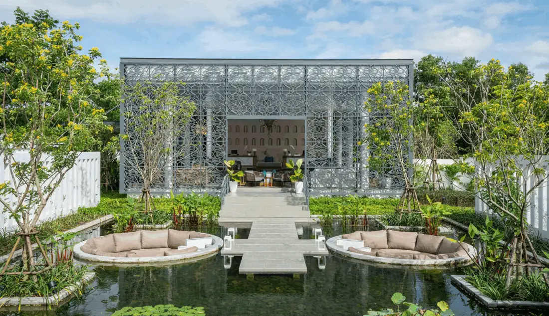 Melia Mai Khao Lobby