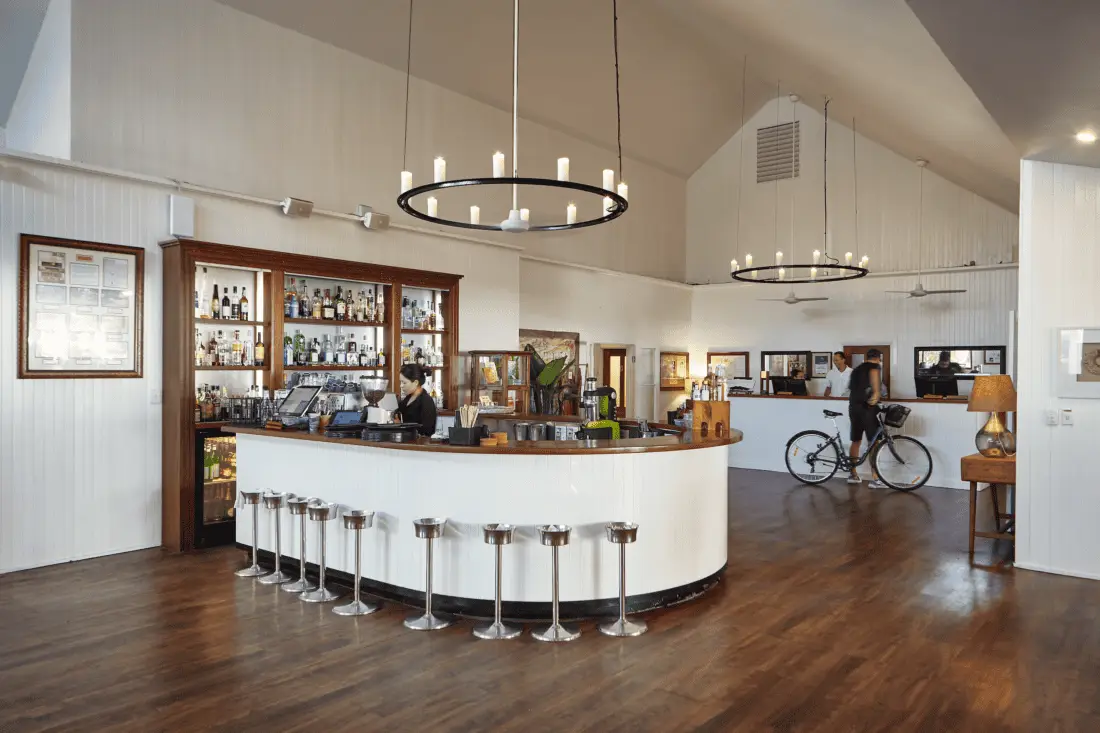 the reef house adults retreat bar lobby